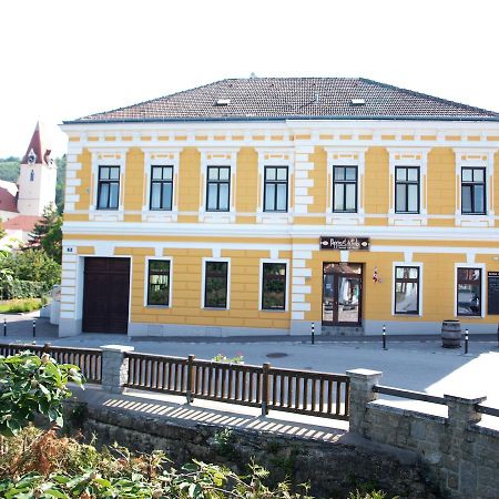 Papperl A' Pub Hotel Schonberg am Kamp Ngoại thất bức ảnh